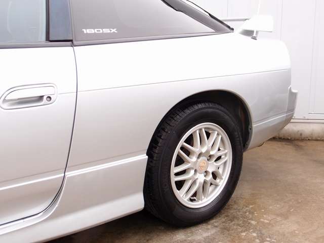 U00048285857_52_001.jpg