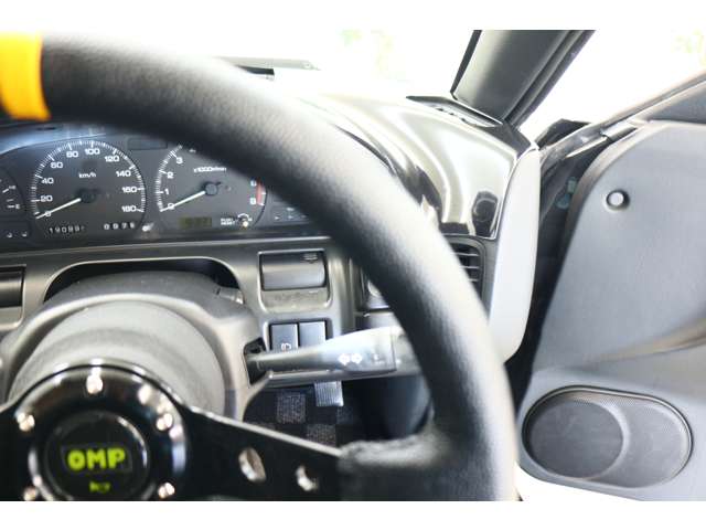 U00046116147_76_001.jpg