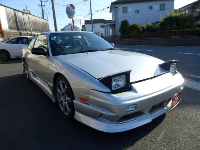 U00045331889_11_001.jpg