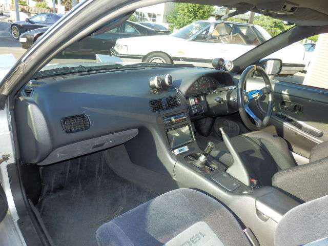 U00045331889_19_001.jpg
