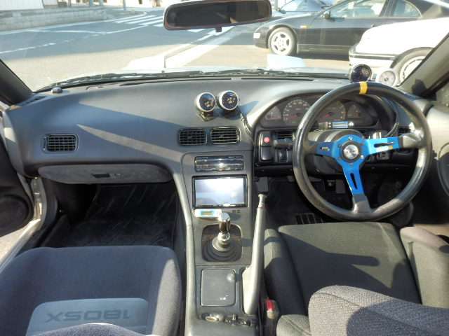 U00045331889_3_001.jpg