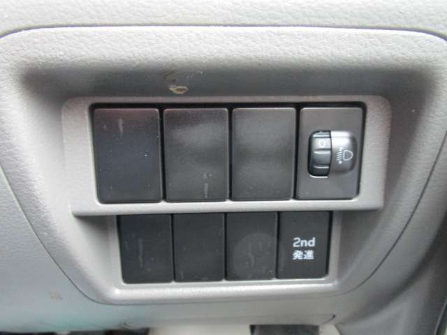 U00046717892_40_001.jpg