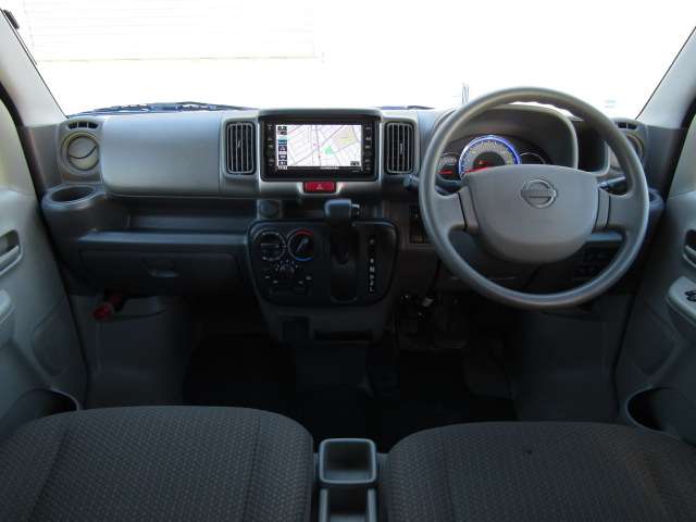 U00047628301_11_001.jpg