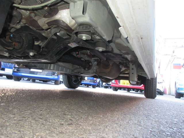 U00047767981_64_001.jpg