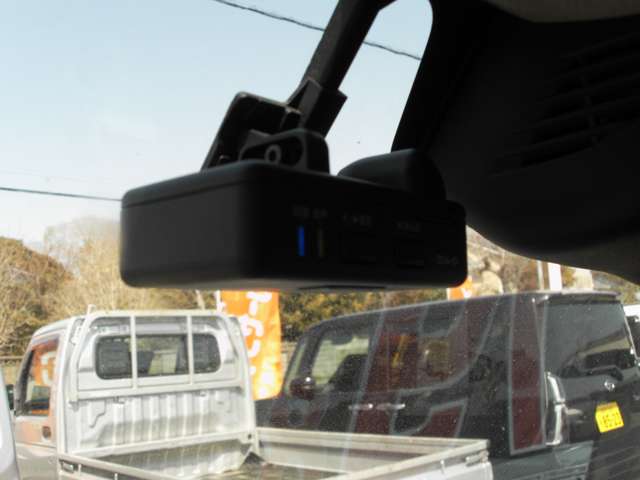 U00048453238_30_002.jpg