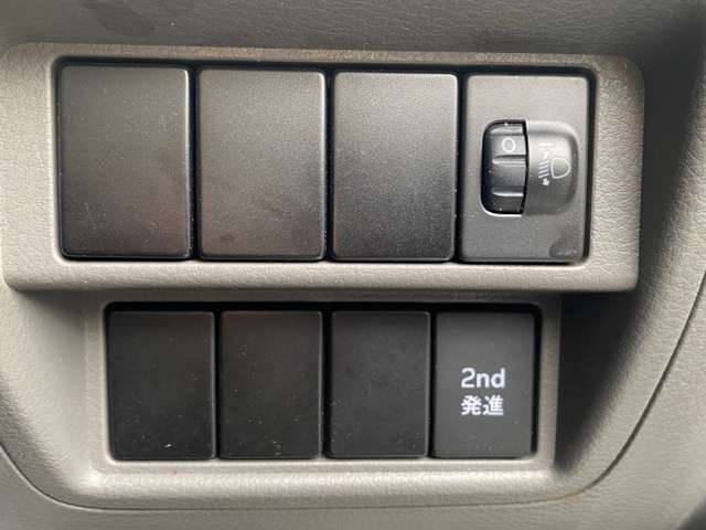 U00044955093_18_002.jpg