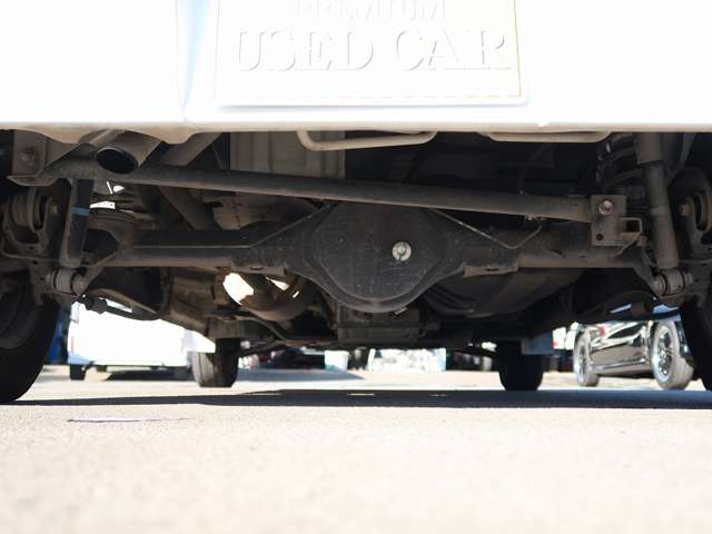 U00047680318_80_001.jpg