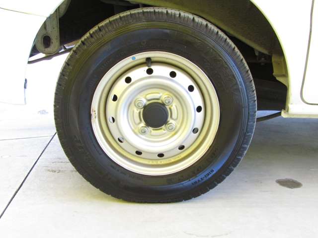 U00047673672_10_001.jpg