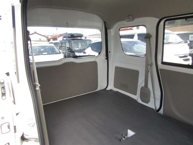 U00048364287_55_003.jpg