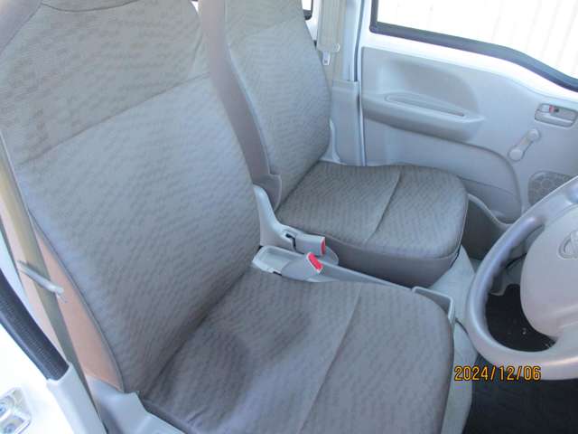 U00047286671_12_001.jpg