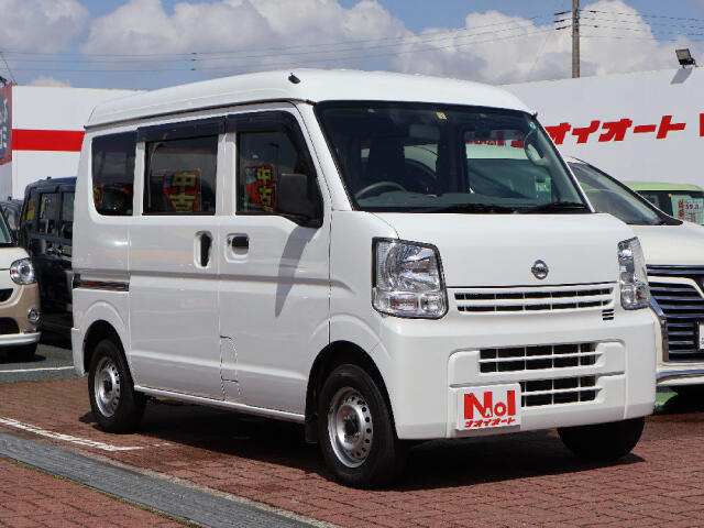 UZ0048622524_2_002.jpg