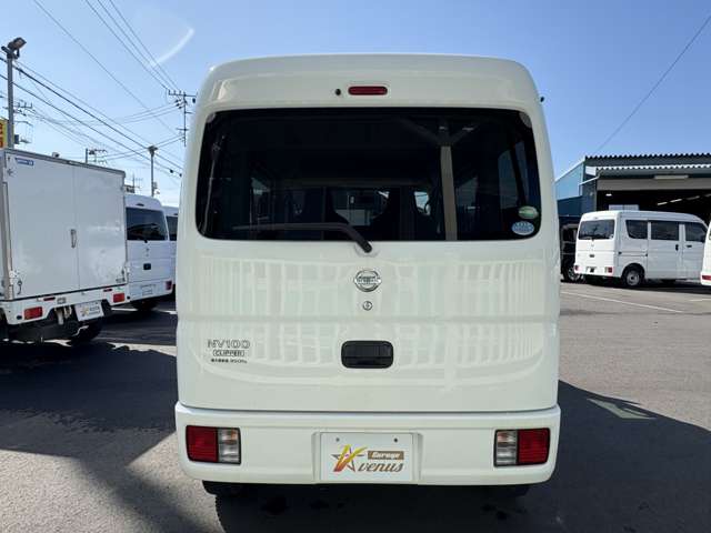 UJ0048337446_13_003.jpg