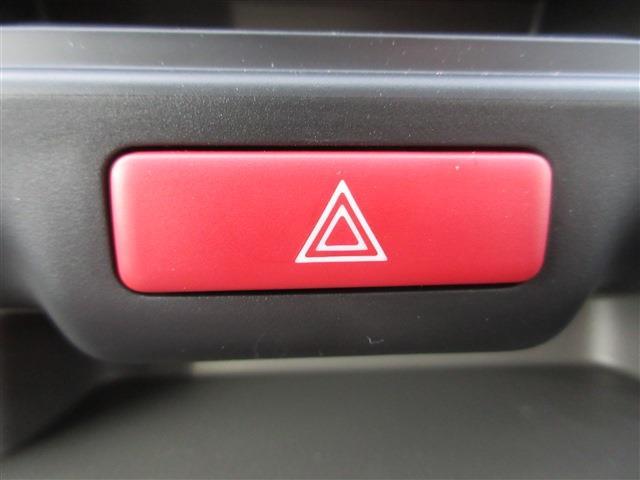 UJ0047921962_11_001.jpg