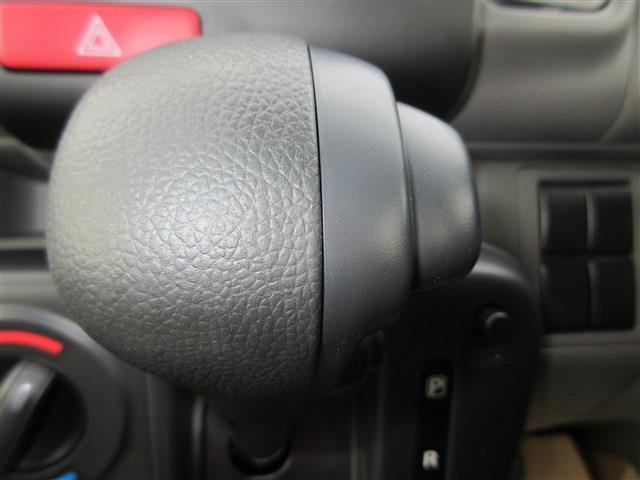 UJ0047921858_13_001.jpg