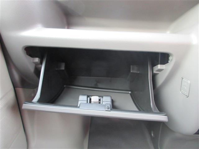 UJ0047921858_18_001.jpg