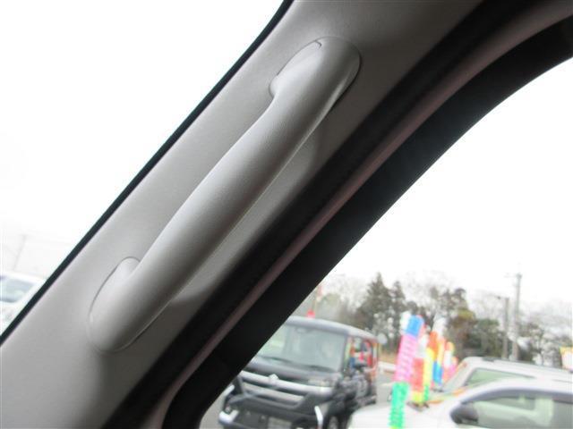 UJ0047921858_35_001.jpg