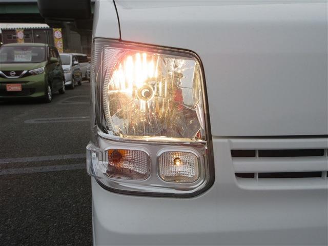 UJ0047921858_63_001.jpg