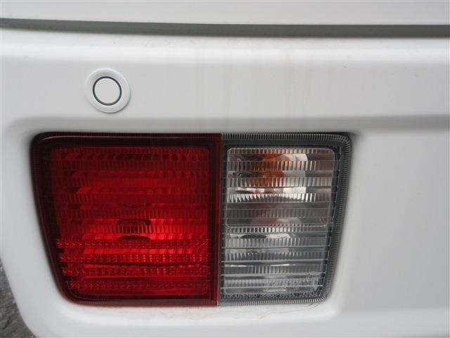 UJ0047921858_67_001.jpg