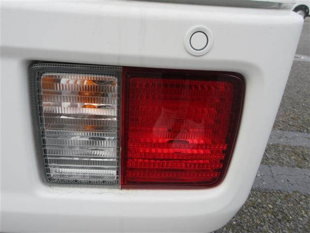 UJ0047921858_68_001.jpg
