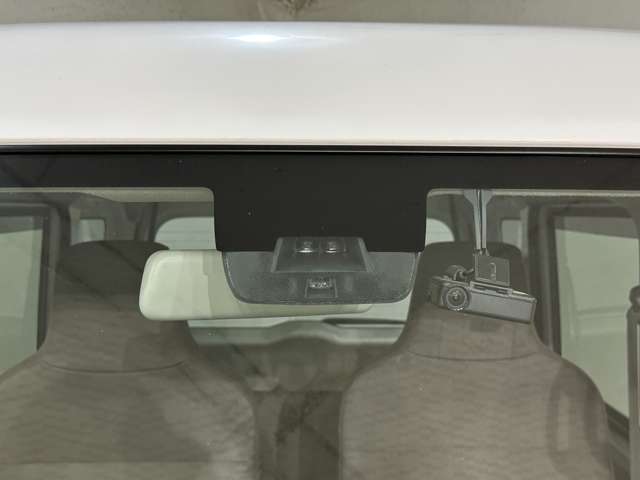 U00048300001_40_002.jpg