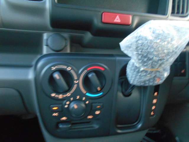 U00046389604_11_002.jpg