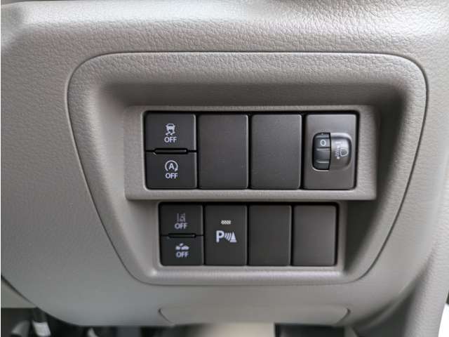 U00045954894_18_003.jpg
