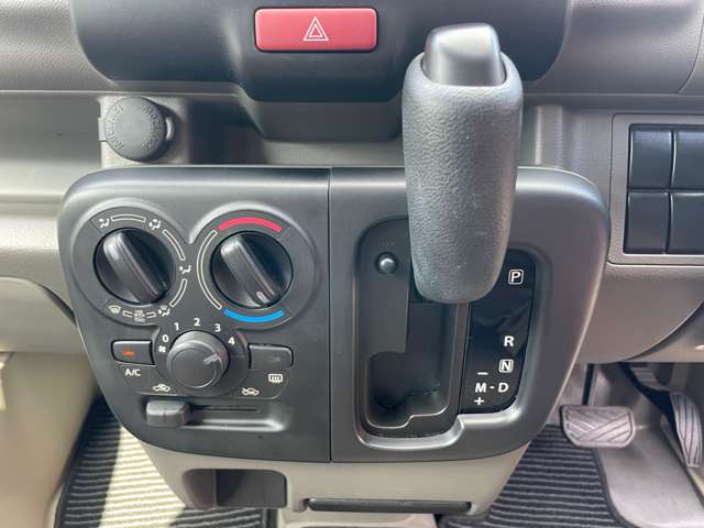 U00046272620_32_001.jpg