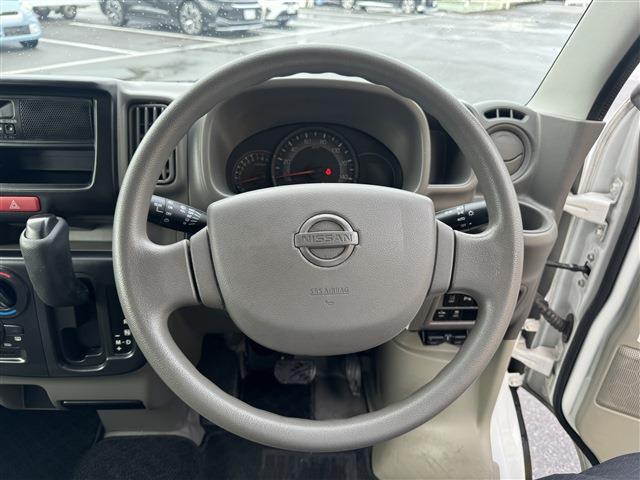 UJ0048567444_18_001.jpg