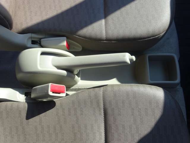 UJ0047860091_36_001.jpg