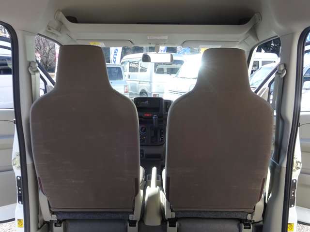 UJ0047860091_47_001.jpg