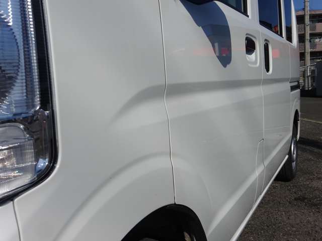 UJ0047860091_59_001.jpg