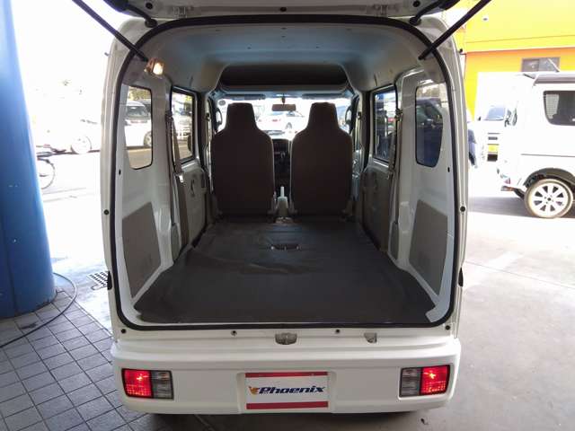 U00048181389_40_001.jpg