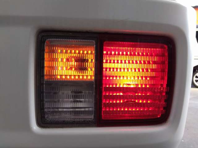 U00048181389_80_001.jpg