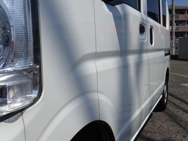 UJ0048629334_53_001.jpg