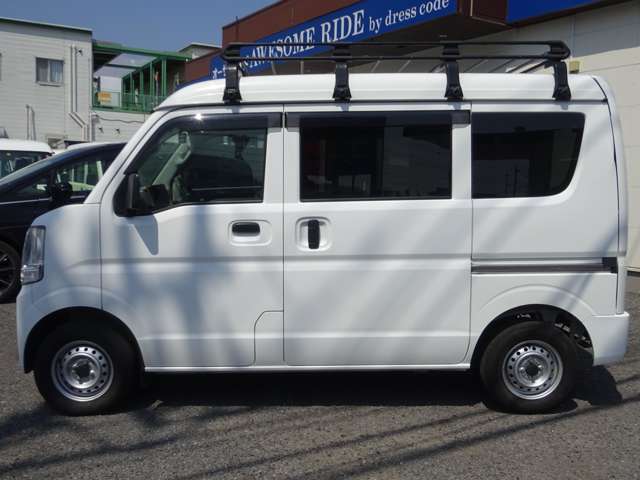 UJ0048629334_7_001.jpg