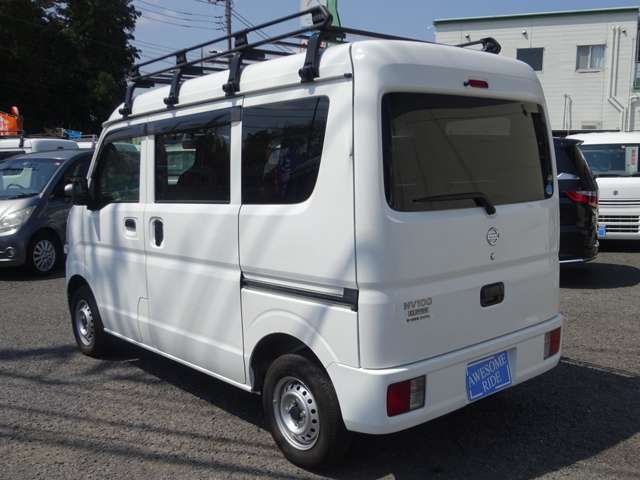 UJ0048629334_8_001.jpg