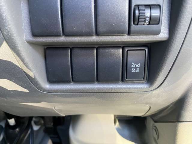 U00047707514_4_001.jpg