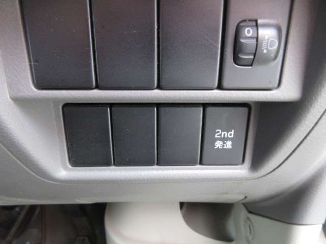 U00048405389_5_001.jpg