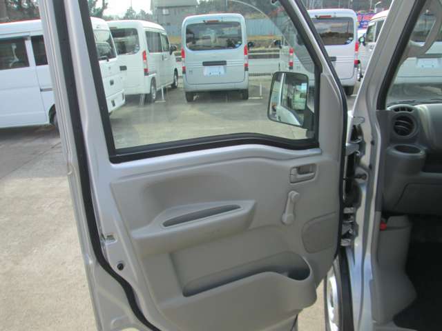 U00048028524_11_001.jpg