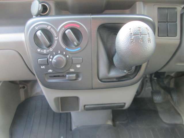 U00048028524_16_001.jpg