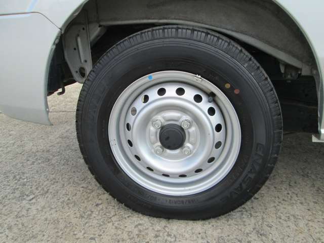 U00048028524_44_001.jpg