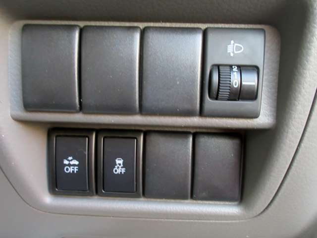 U00047668778_50_002.jpg