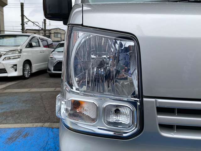 U00048242118_64_001.jpg