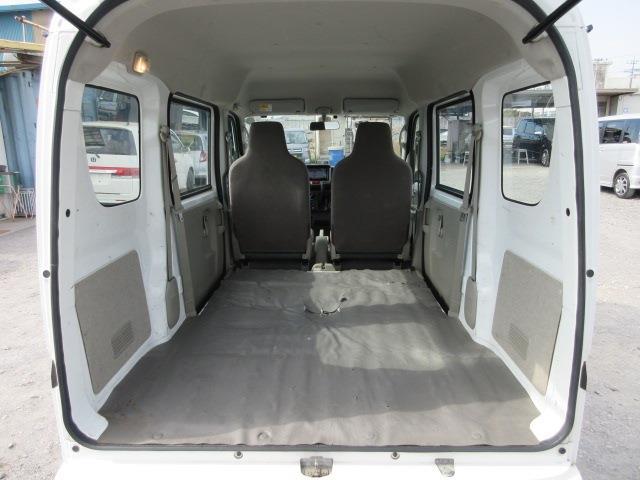 UJ0048170874_14_001.jpg