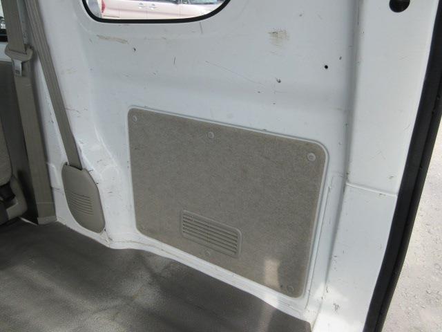UJ0048170874_16_001.jpg
