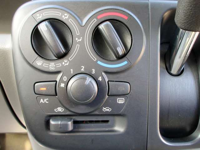 U00048632449_53_001.jpg