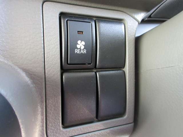 U00048632449_54_001.jpg