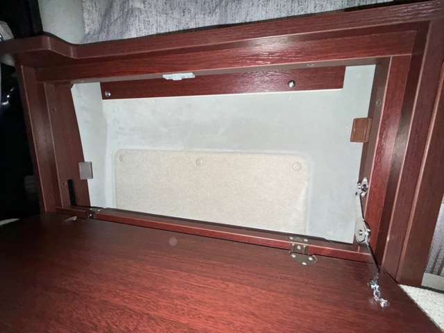 U00047483507_50_002.jpg