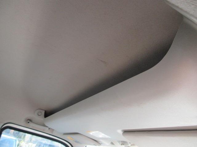 UJ0047052999_12_001.jpg