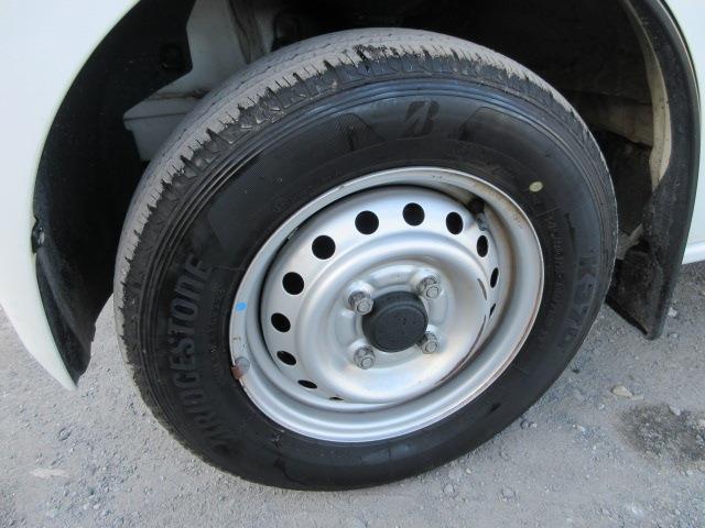 UJ0047052999_6_001.jpg